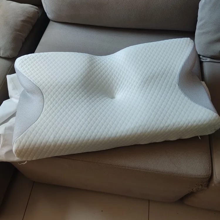 Customer photo review of Dreamers® Relief Pillow