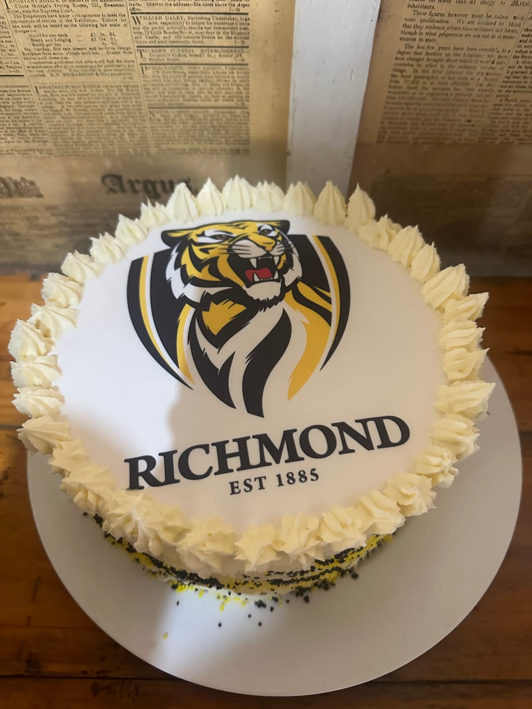 Customer photo review of Richmond Tigers AFL Club - Edible Icing Images