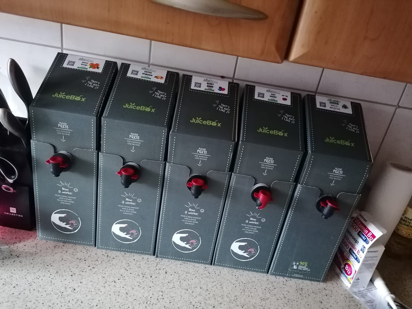 Customer photo review of JuiceBox™ Limited Edition Skiwasser