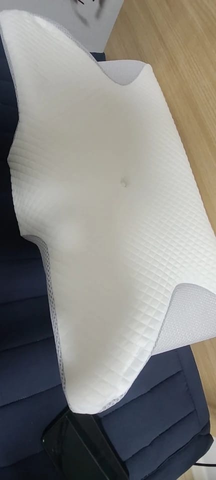Customer photo review of Dreamers® Relief Pillow