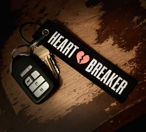 Customer photo review of HEARTBREAKER JET TAG