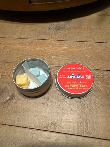 Customer photo review of Arcade Pack Zingers (Blue Raspberry + Strawberry Lemonade, 120mg)