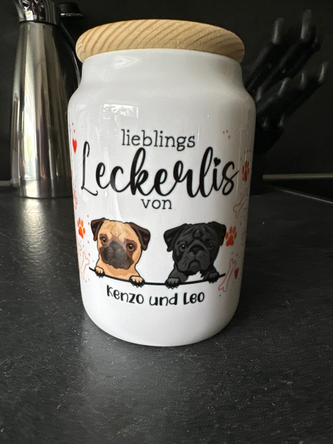 Customer photo review of Lieblings Leckerli - Individuelle Leckerlidose
