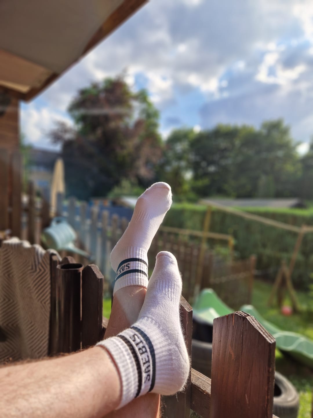 Customer photo review of SAEBIS® 5er SET weiße Sport Socken für Herren & Damen