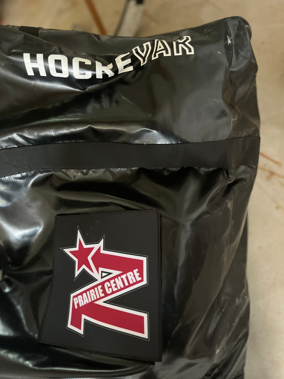 Customer photo review of YAKSAK HOCKEY BAG
