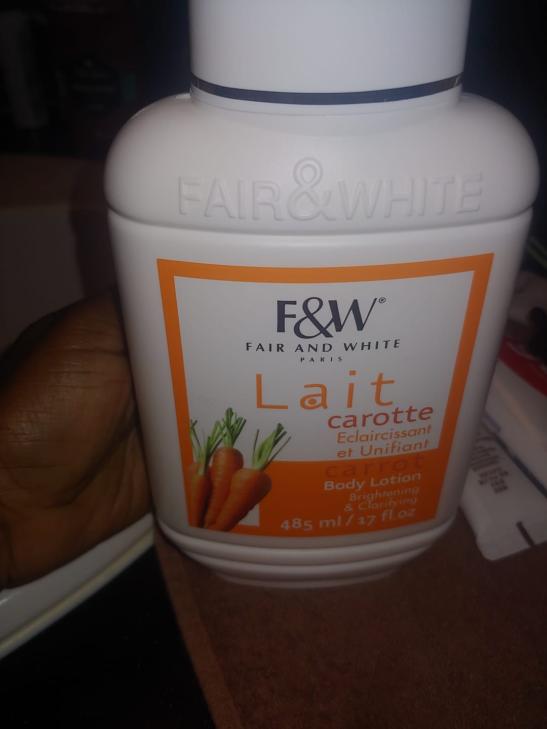 Customer photo review of Fair and White Original Carrot Moisturizing Lotion 500ml / 16.90 fl oz