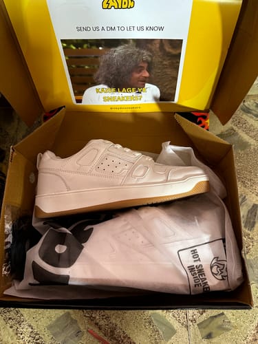 Customer photo review of CLUB Off White