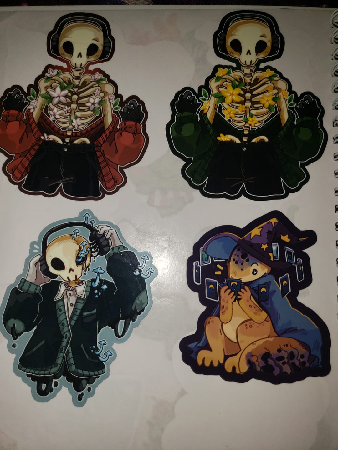 Customer photo review of Aesthetic Flower Rib Skeleton Stickers