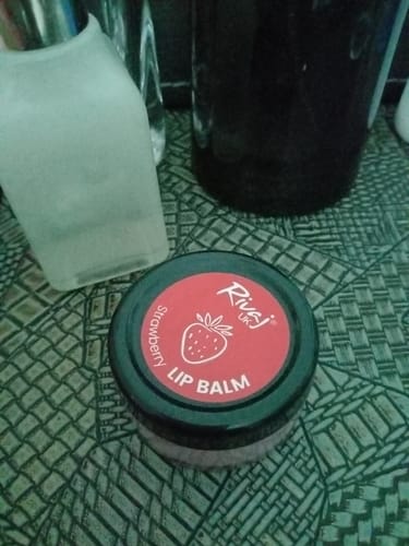 Customer photo review of Pink Magic Lip Balm (Strawberry) 10g