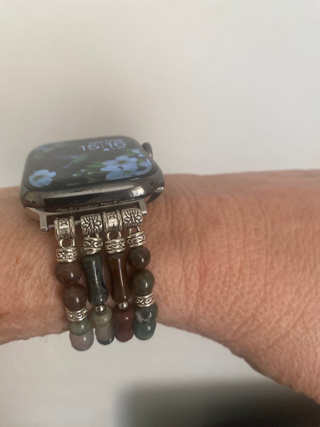 Customer photo review of Vintage Agate Stretch Apple Watch Strap