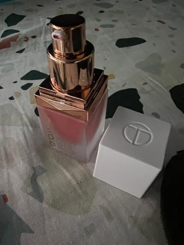 Customer photo review of O.TWO.O LIQUID BLUSH