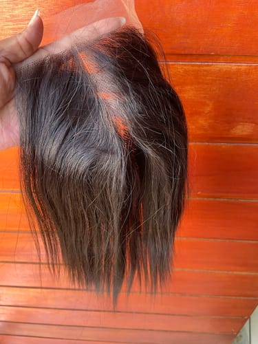 Customer photo review of Vietnamese SDD Bone Straight Closures
