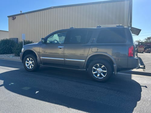 Customer photo review of 2004-2010 Infiniti QX56 Front Air Suspension Conversion Kit (NA1FB)