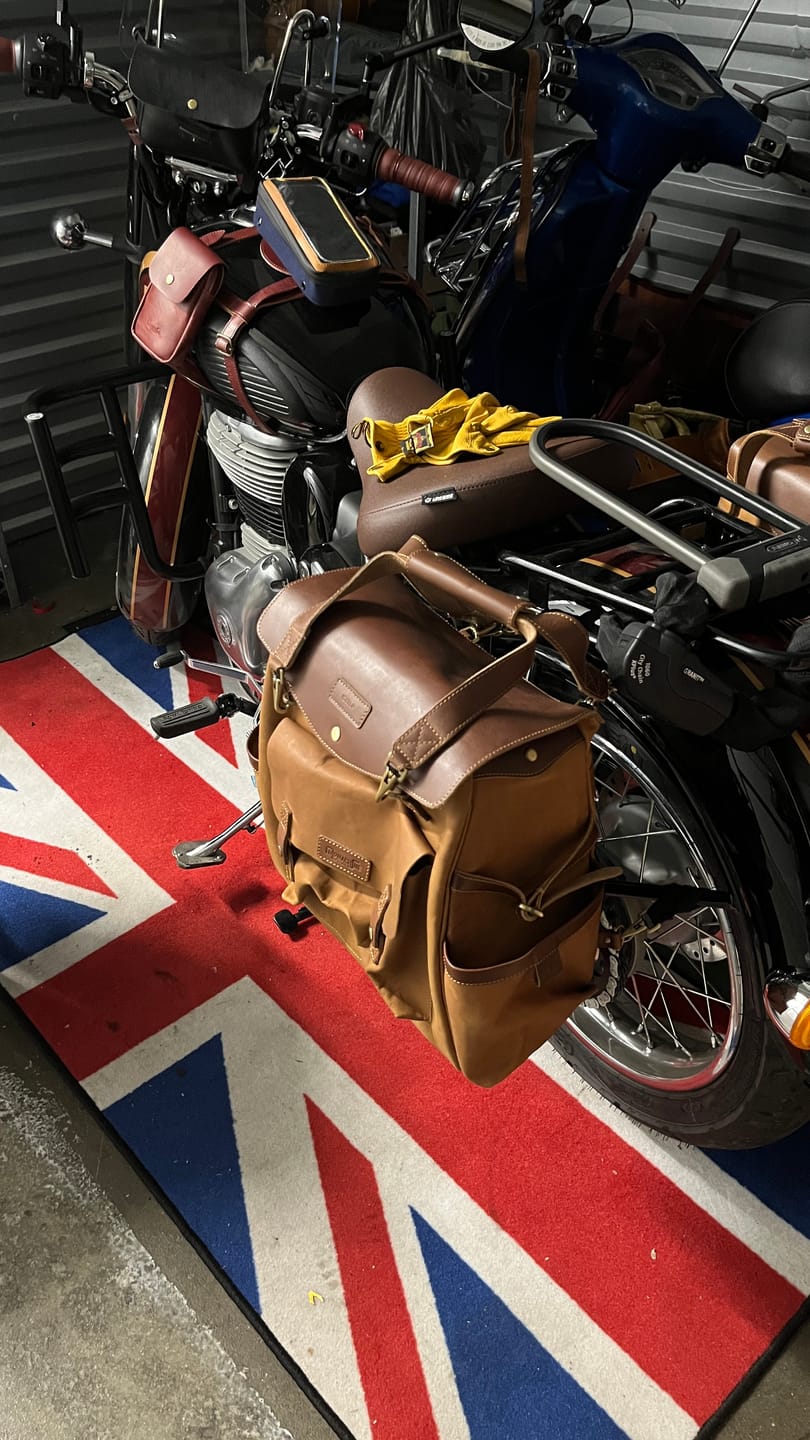 Customer photo review of sidekick moto pouch