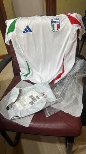 Customer photo review of MAGLIA ITALIA AWAY 2024/25