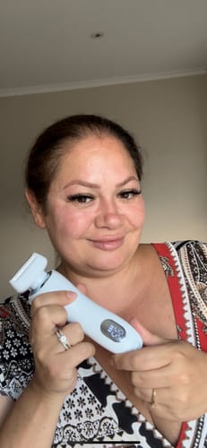 Customer photo review of SilkyShave™ | NanoGlide-Rasierer für seidig glatte Haut in Sekunden.