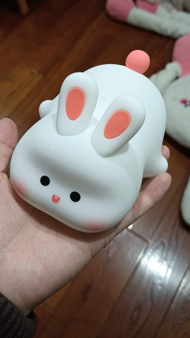 Customer photo review of MeWaii® Squishy Silicone Tap Tap Night Light 2025 - Best Gift For Girls and Kids