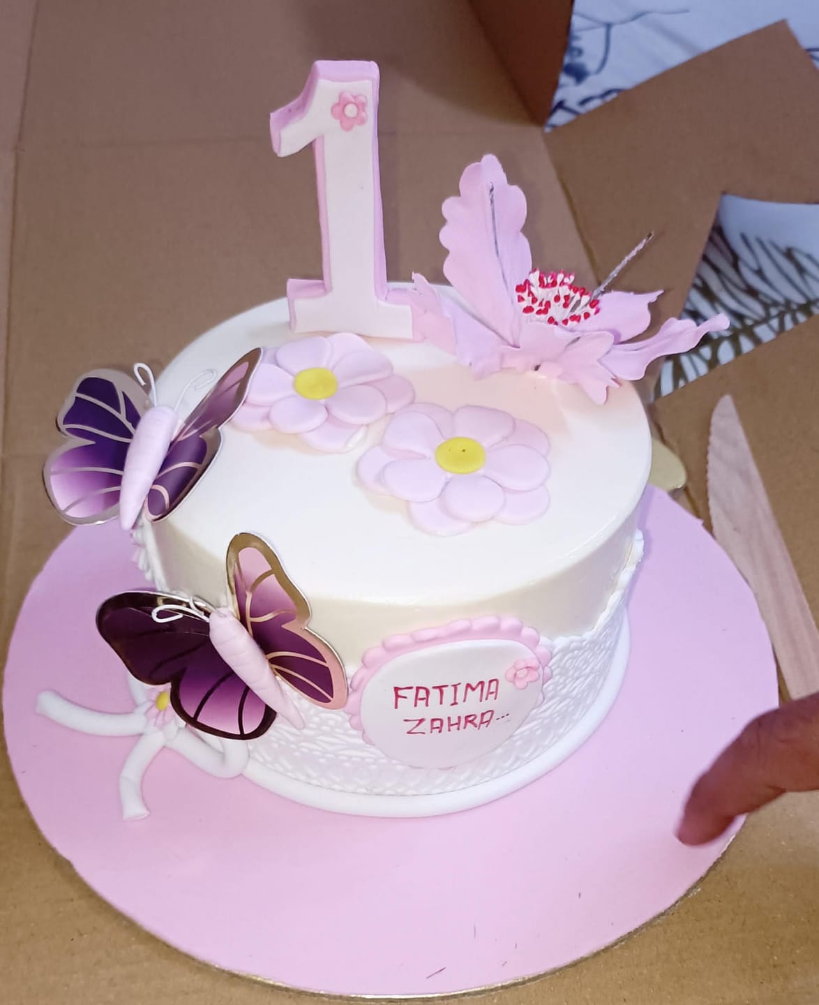 Customer photo review of Butterfly Knot Cake