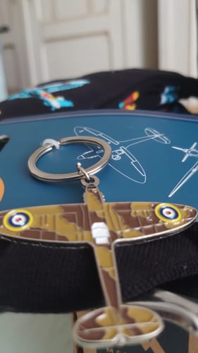 Aleksandar review of RAF Vintage Metal Enamel Keyring Spitfire image 1 out of 1
