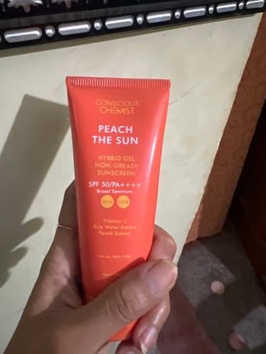 Customer photo review of Hybrid Peach Sunscreen | SPF 50 PA++++ | Zero Whitecast