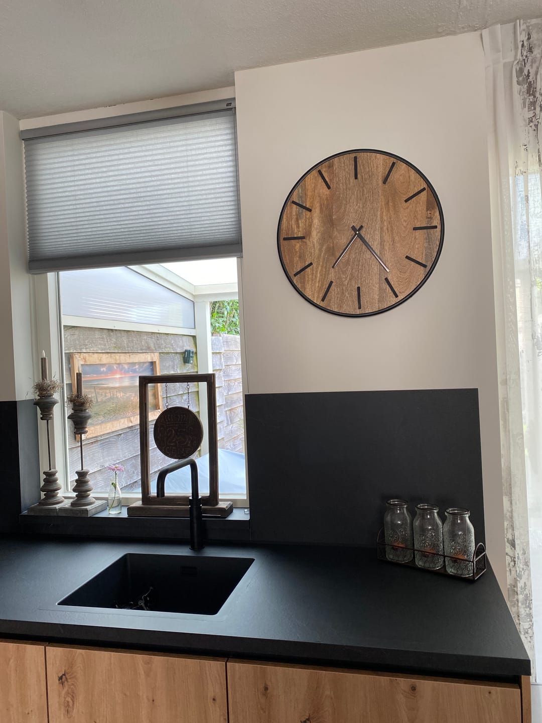 Customer photo review of Klok Wandklok industrieel | Mangohout Staal | ø 50cm