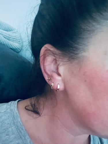 Customer photo review of Molto Kiss Stud Earrings