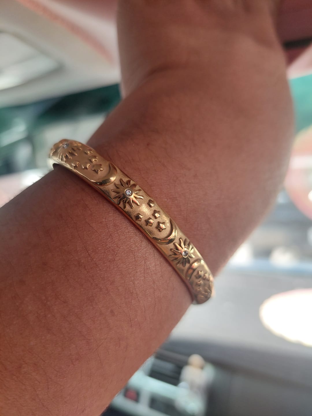 Customer photo review of Brazalete Astra