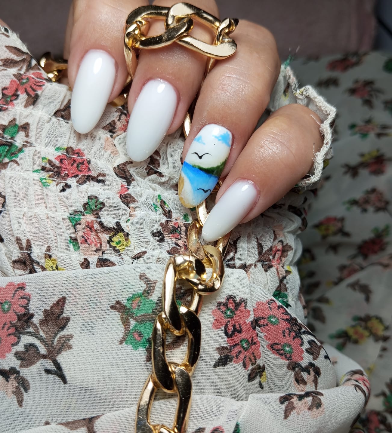 Customer photo review of Supreme White Builder gel