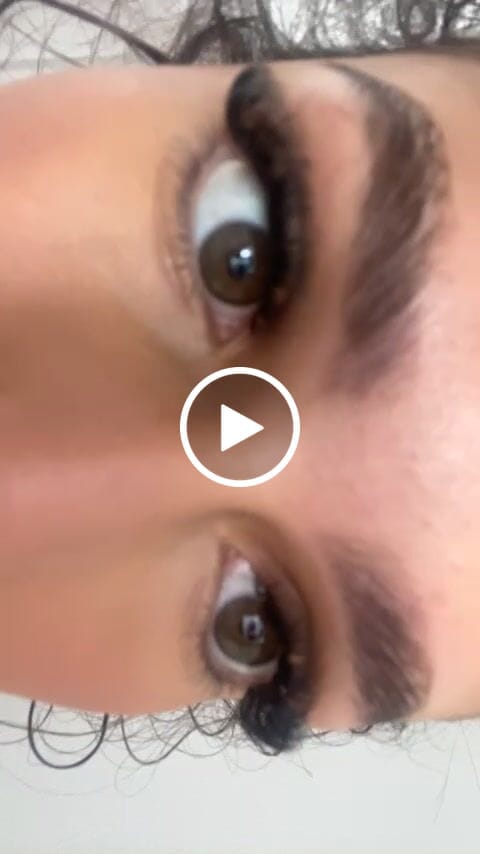Customer video review of 20D (Gold Range) Premade Russian Volume