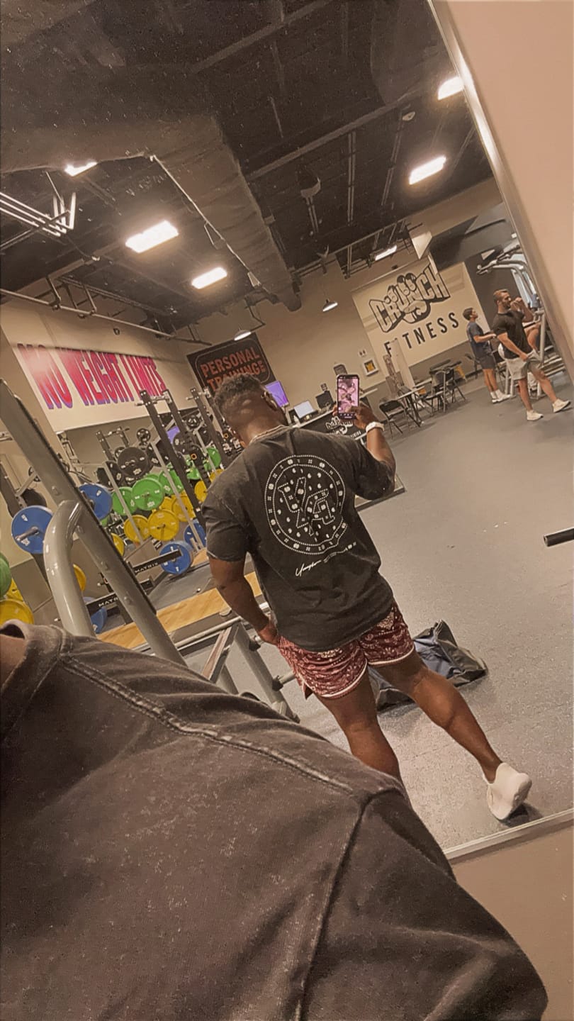 Customer photo review of 132 Infamous Bandana Shorts