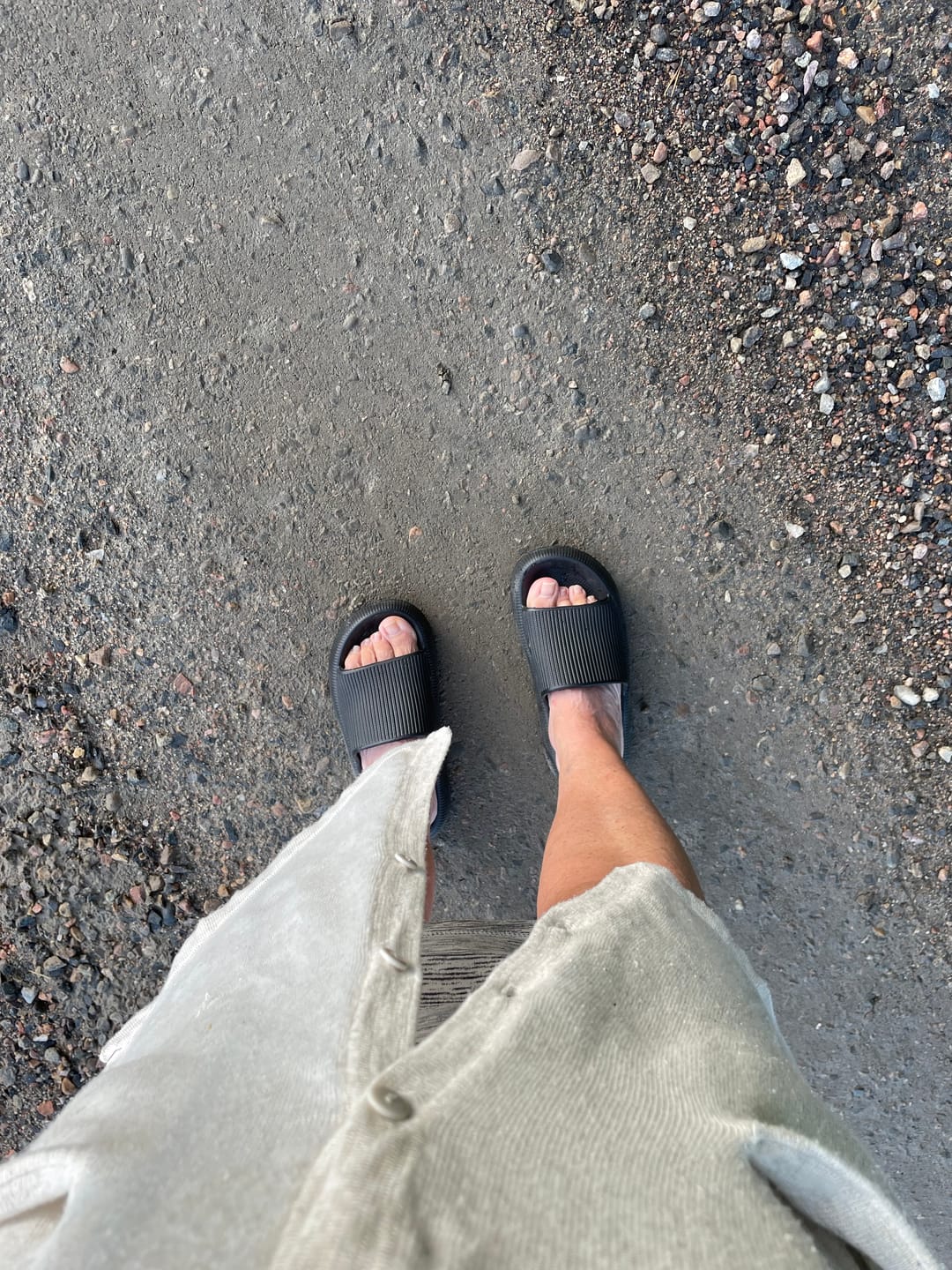 Customer photo review of HappyFlops Original