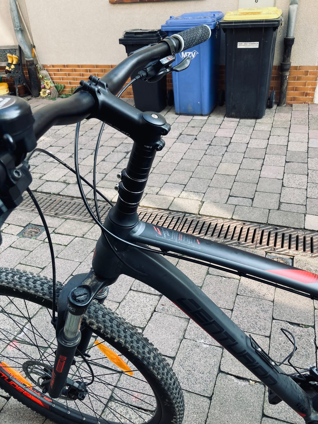 Customer photo review of PosturePro Lenkerhöhung - Gesund & Schmerzfrei Radfahren