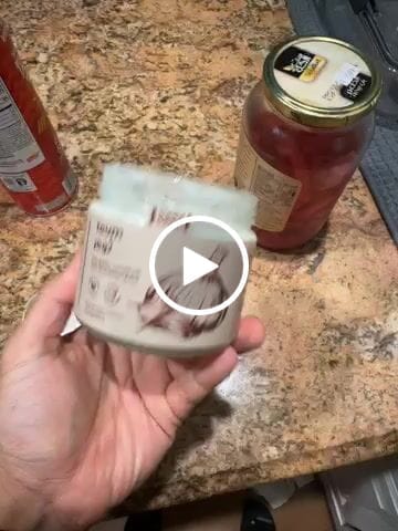 Customer video review of toum