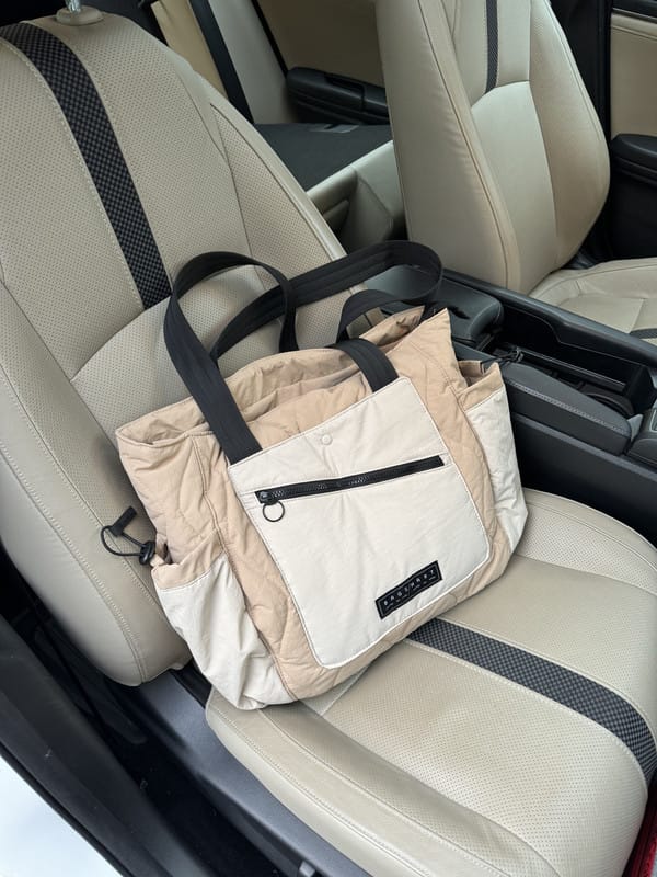 Customer photo review of Paz 23L Tote