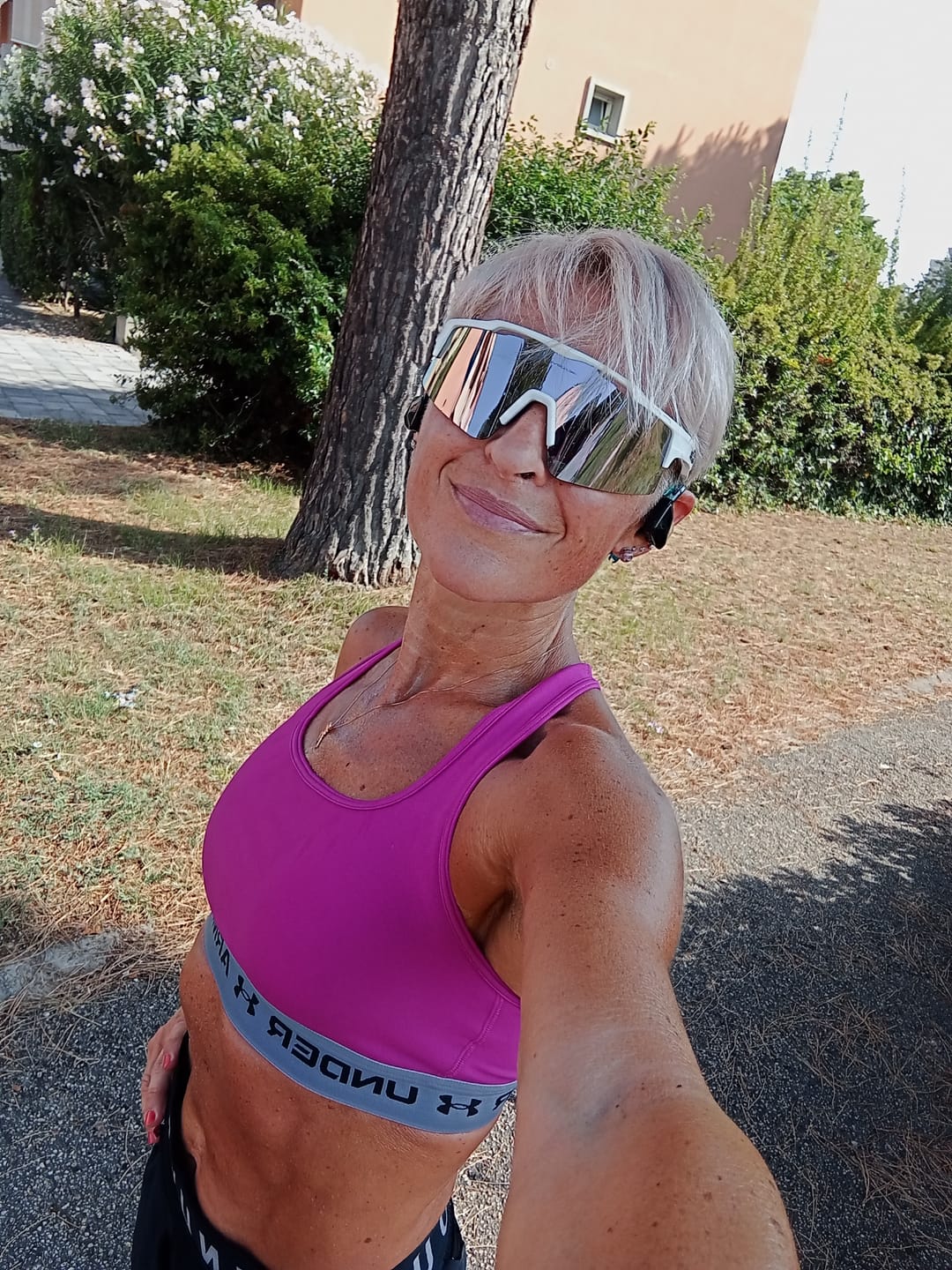 Customer photo review of Kapvoe X75 Half Frame Sports Sunglasses