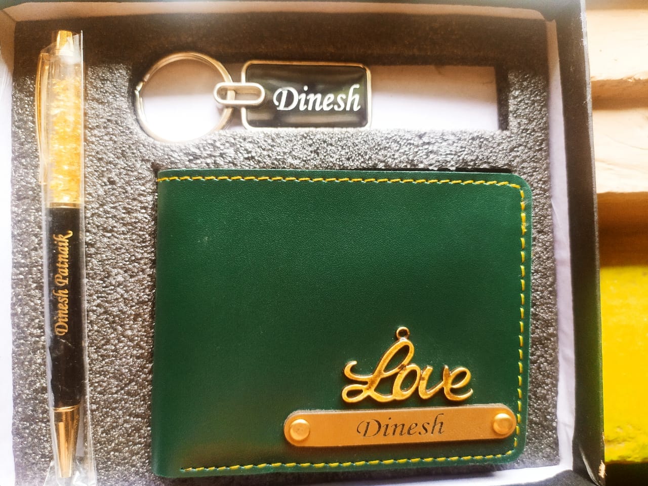 Customer photo review of Wallet Combo With Pen