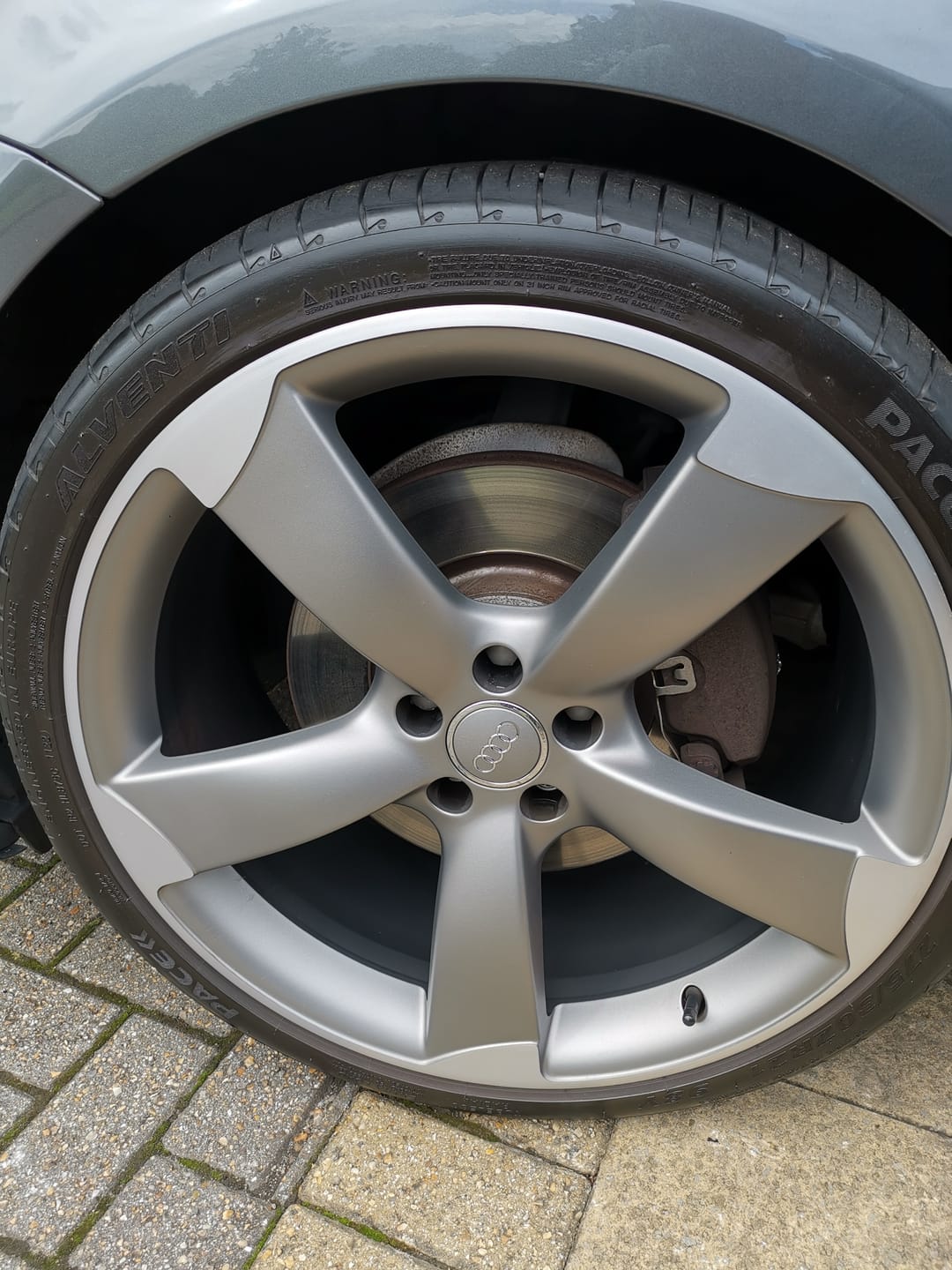Customer photo review of Viper - non Acid Alloy Wheel Cleaner