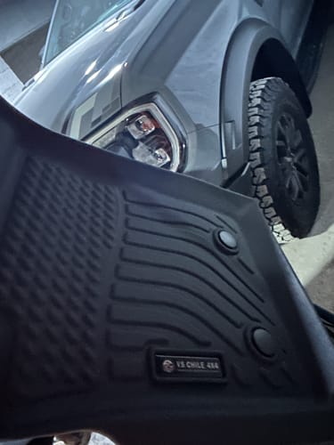 Customer photo review of Pisos Calce Perfecto FORD RANGER 2024 / RANGER RAPTOR 2da GENERACION