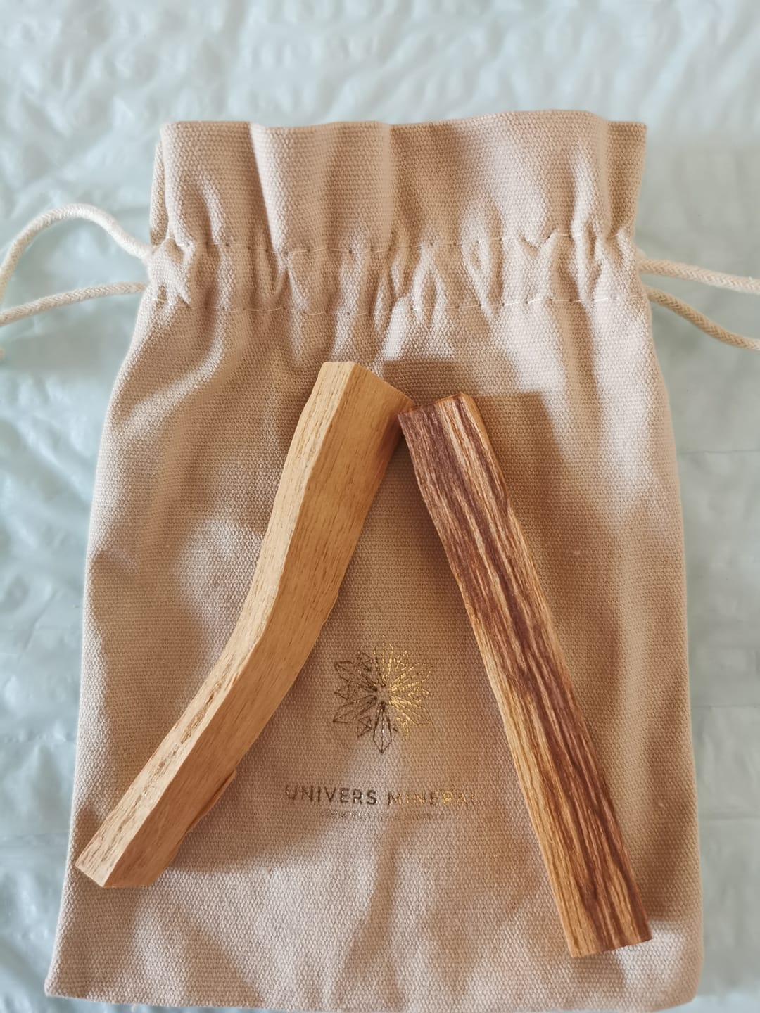 Customer photo review of Palo Santo (Bursera Graveolens) du Pérou