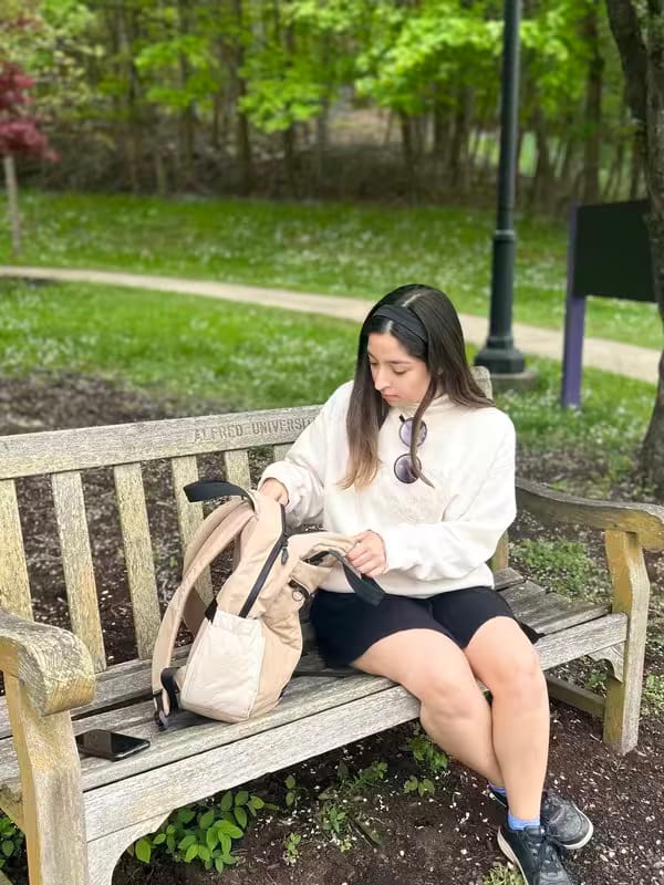 Customer photo review of Paz 23L Work Backpack