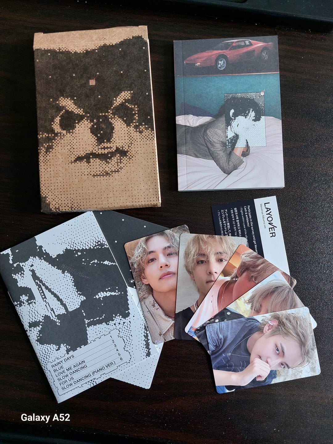 Customer photo review of BTS V - LAYOVER 1ST SOLO ALBUM WEVERSE VER.