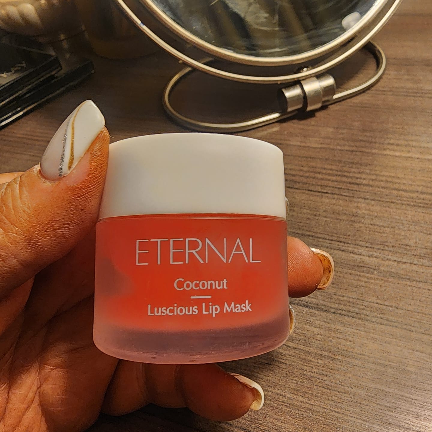 Customer photo review of EternalTW Lip Mask