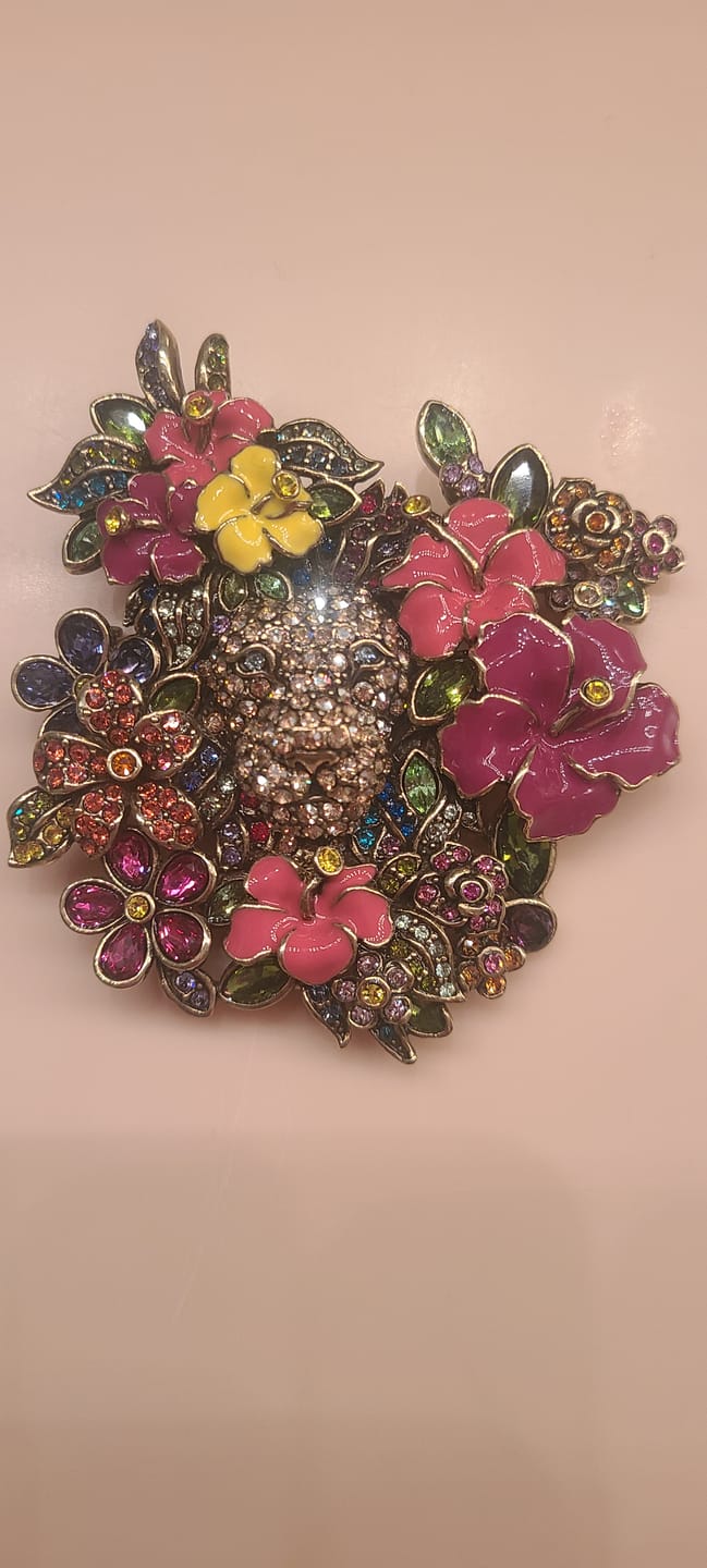 Customer photo review of HEIDI DAUS®"Fiercely Floral" Crystal & Enamel Floral Lion Pin