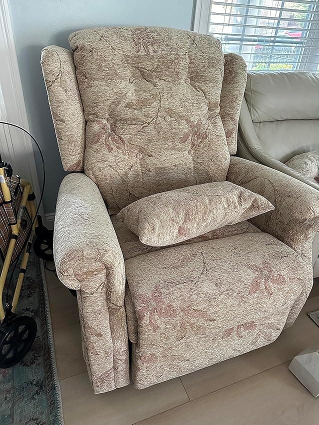 Customer photo review of 9199 Power Lift Recliner With Heat&Massage(Medium, Jacquard Chenille Beige Yellow)