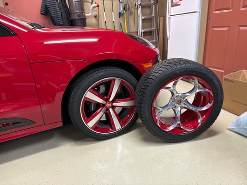 Customer photo review of CUSTOM 1 PIECE FORGED WHEELS:  RV-MS016