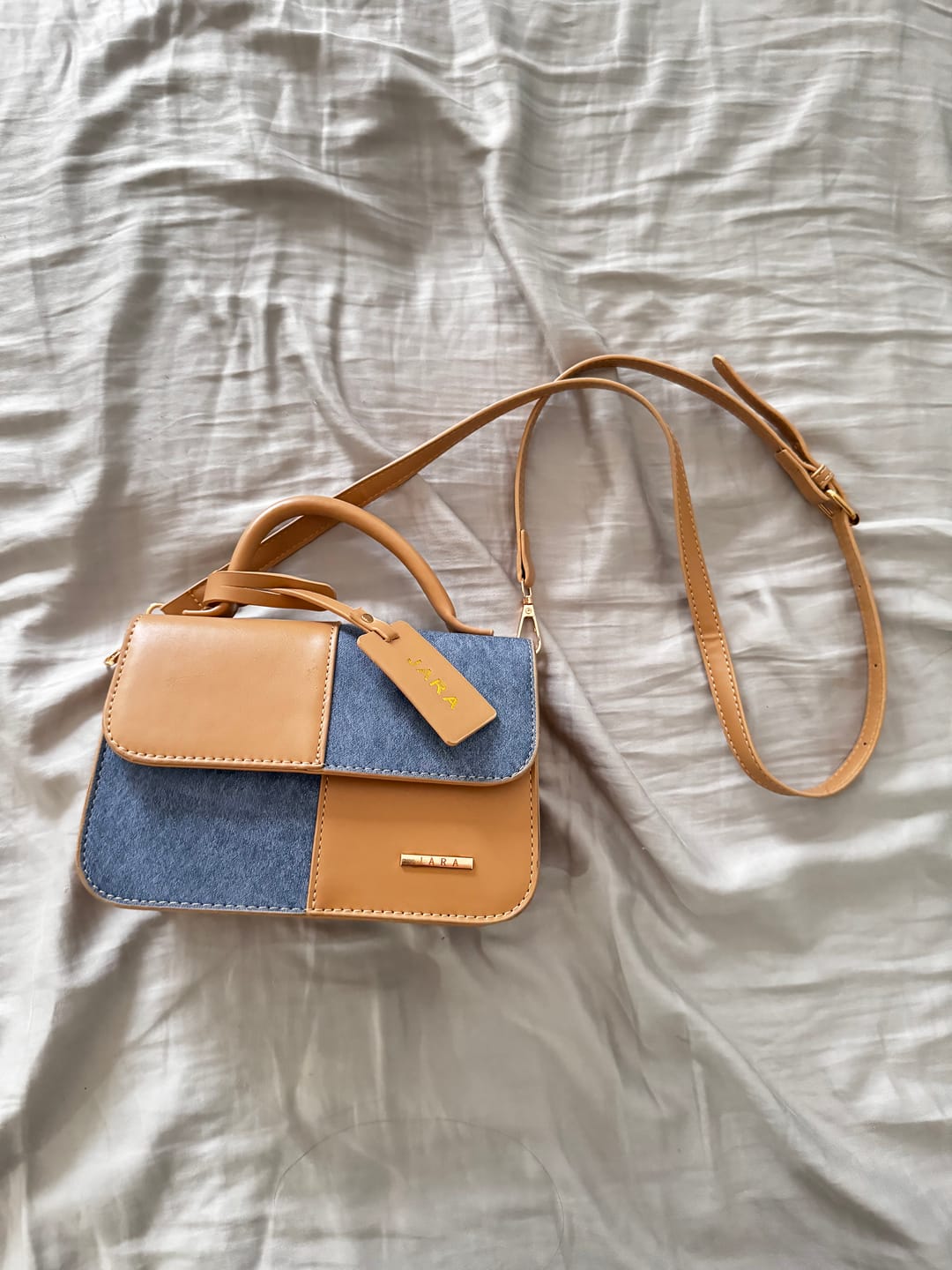 Customer photo review of Malta Color-block handbag