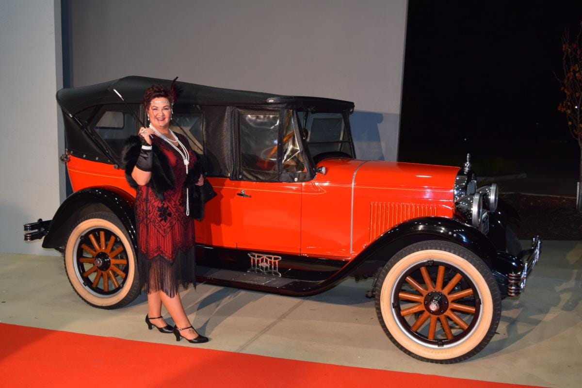 Customer photo review of 1920s Red Evelyn Plus Size Gatsby Dress