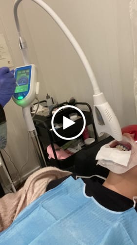 Customer video review of Teeth Whitening Online Course
