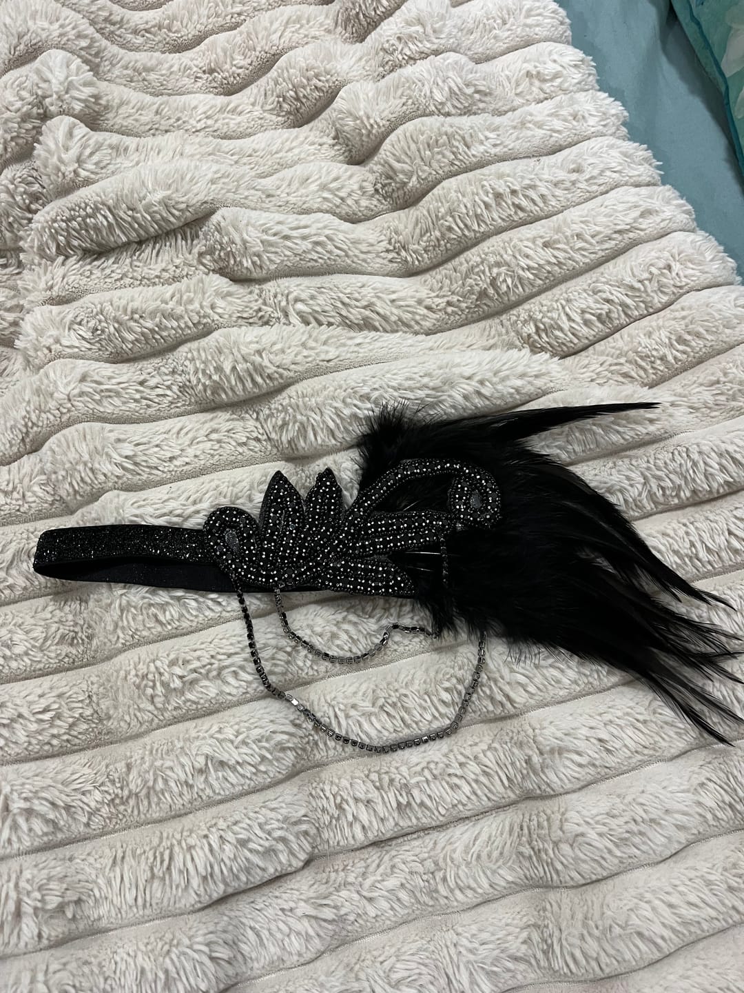 Customer photo review of 1920s Black Swirl Flapper Headpiece