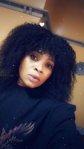 Customer photo review of Double Drawn Peruvian Lace Front wig - Kimmie - 14"
